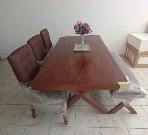 Comedor Angel 4 Sillas Y Banca Mesa X