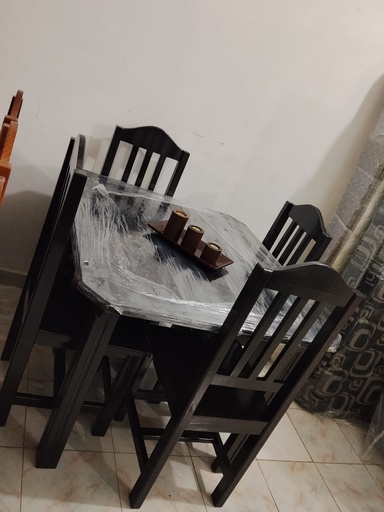 Antecomedor 4 Sillas GM Nogal
